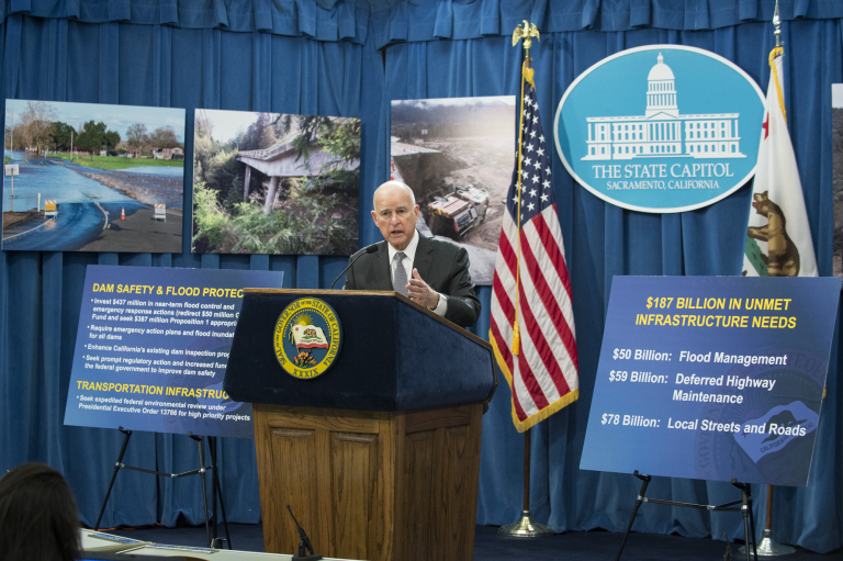 Jerry Brown seeks $437 million for flood control in wake of Oroville Dam crisis