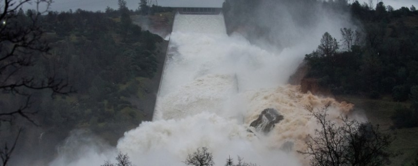 Oroville Dam Update: Emergency spillway expected to be used as soon as Saturday